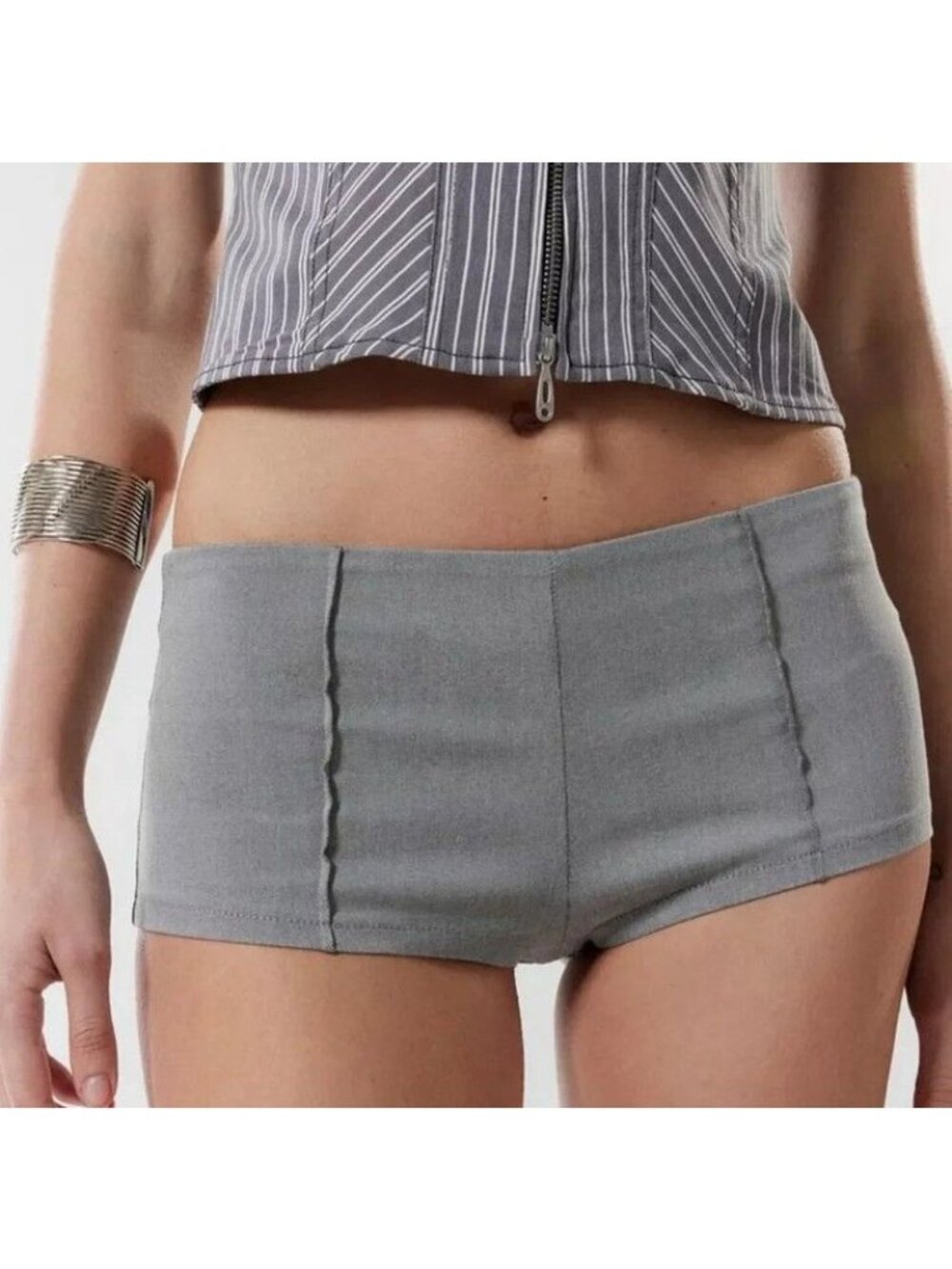 UO Silence + Noise Sabrina Gray Micro Cheeky Fit Shorts Size L Flirty Rave